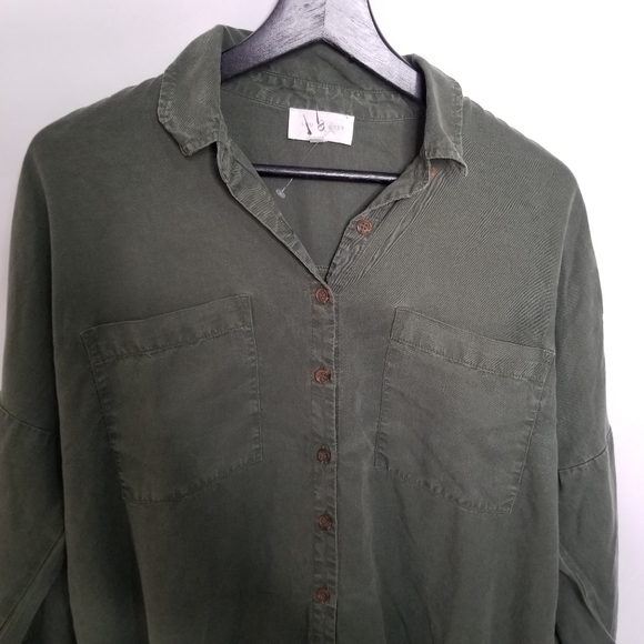 Lou & Grey Galaxy front tie shirt - Picture 8 of 10